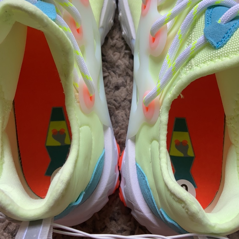 Nike React Presto 'Psychedelic Lava' - image 7